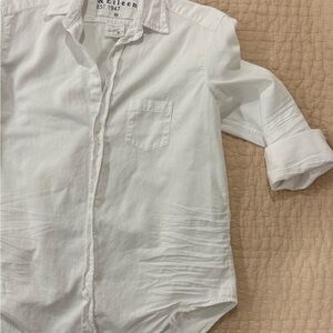 Frank & Eileen “Eileen” White button up cotton Shirt